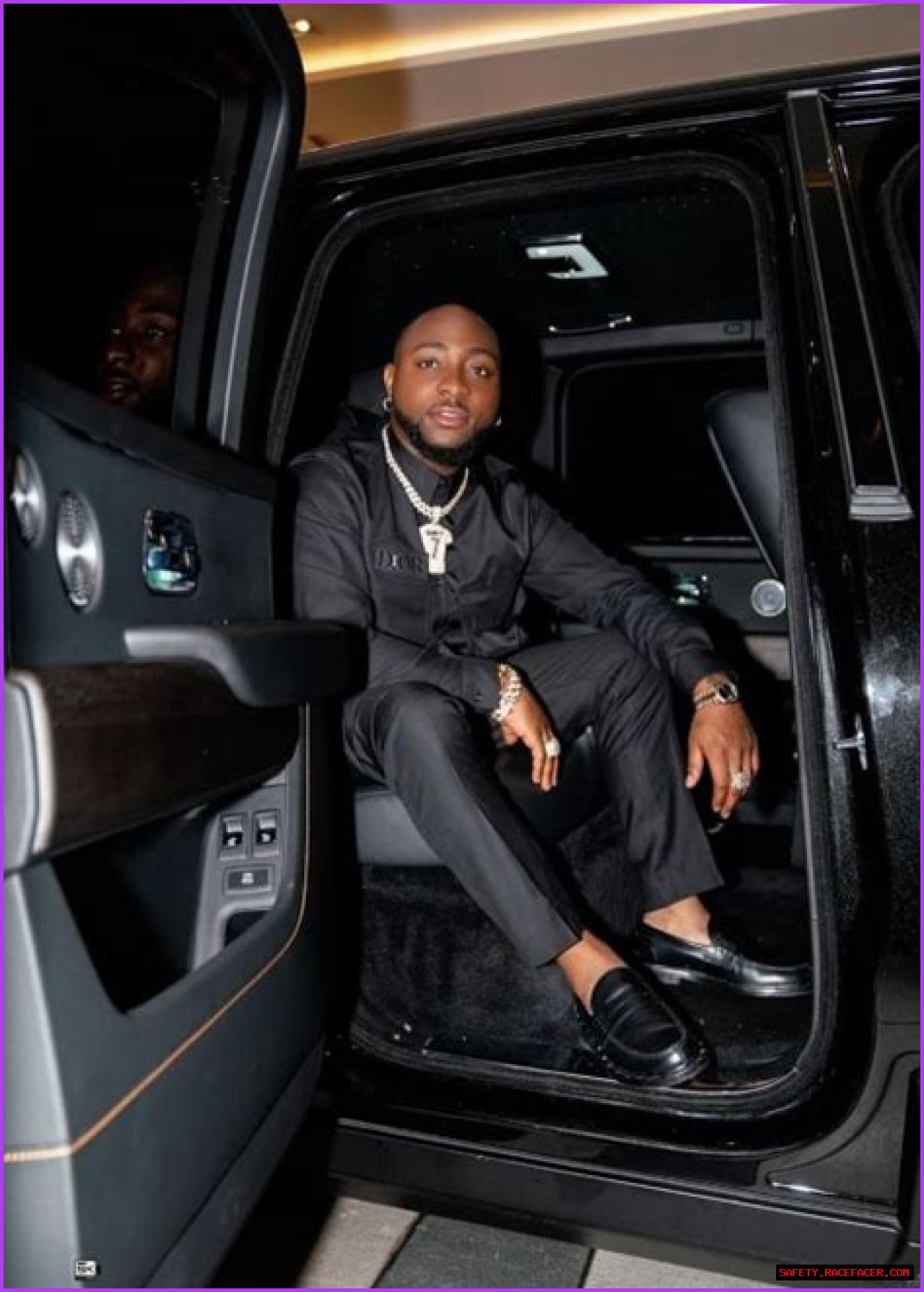Exploring Davido's Height And Weight: The Dimensions Of A Music Icon